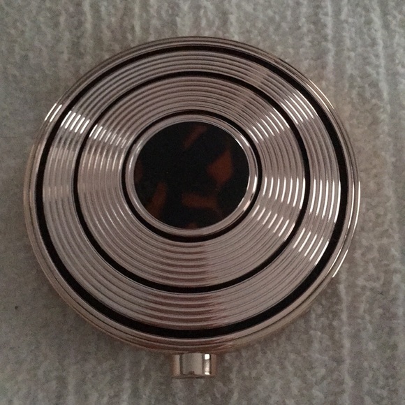 Bronze Goddess - Picture 5 of 5